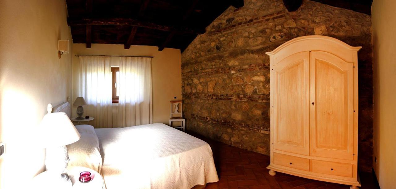 Agriturismo Borgo Serafino Mangone  Exterior photo