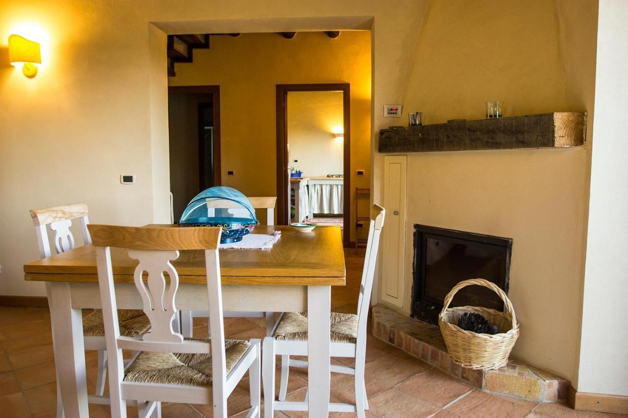 Agriturismo Borgo Serafino Mangone  Exterior photo